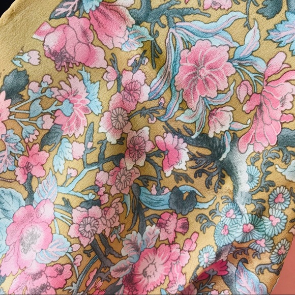 Vintage Elaine Gold silk scarf - Picture 4 of 9